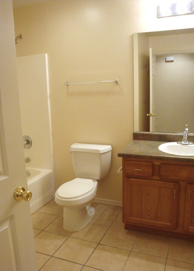 Building Photo - Condominium in Academy Commons