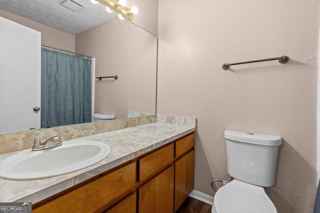 Building Photo - 236 Mateo Walk