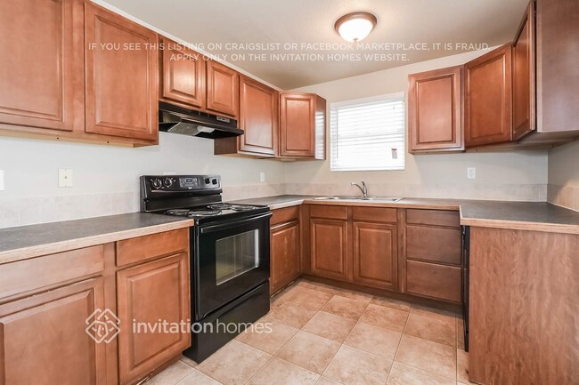 Building Photo - 1134 E 51st St