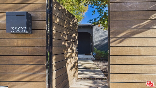 Building Photo - 3507 Marathon St