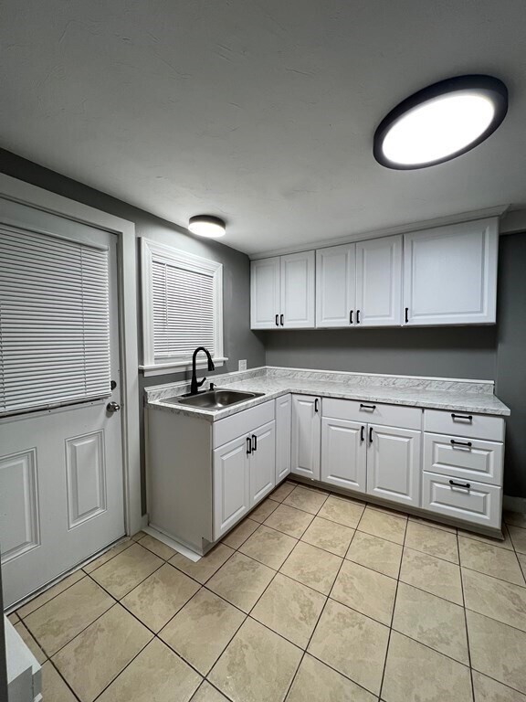 Building Photo - 74 Reed St