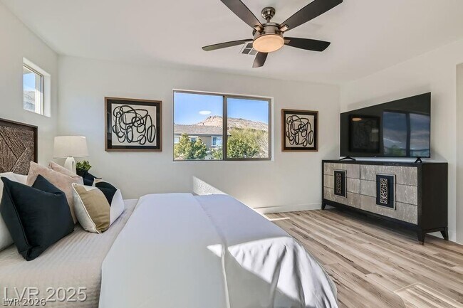 Building Photo - 5873 Skyfall Ct