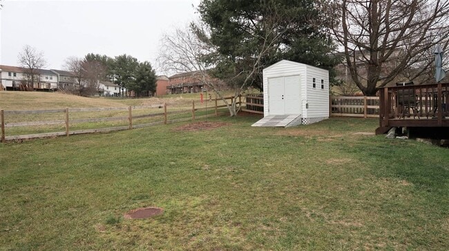 Building Photo - 3 Bedroom 2.5 Home in Christiansburg!