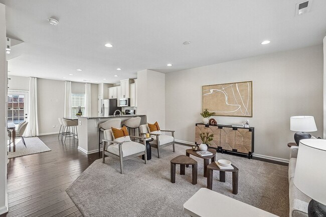 Building Photo - 3 Bed/2.5 Bath Townhouse for RENT!