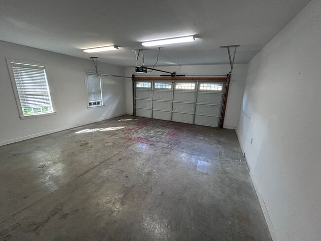 Building Photo - PFAFFTOWN, NC! Lochurst neighborhood. Reagan HS! 5 bedroom, 4.5 bathrooms, over 5k sq ft