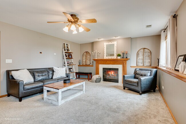 Building Photo - 2665 Daniel Lewis Dr