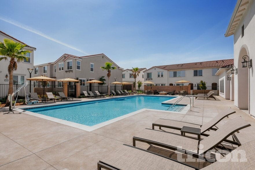 Building Photo - 10593 Gato Ct