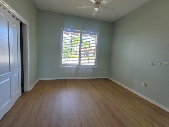 Building Photo - 2100 Aqui Esta Dr