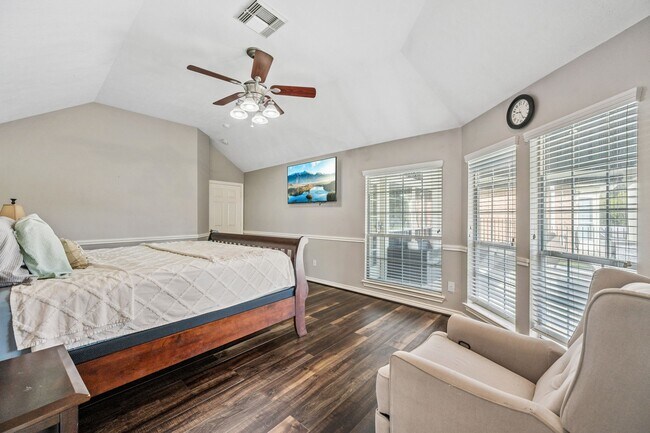 Building Photo - 16334 Pinon Vista Dr