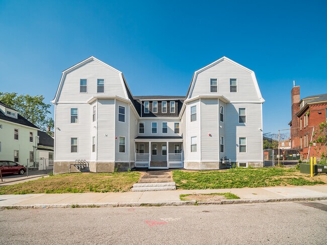 Building Photo - 7 Lowell St