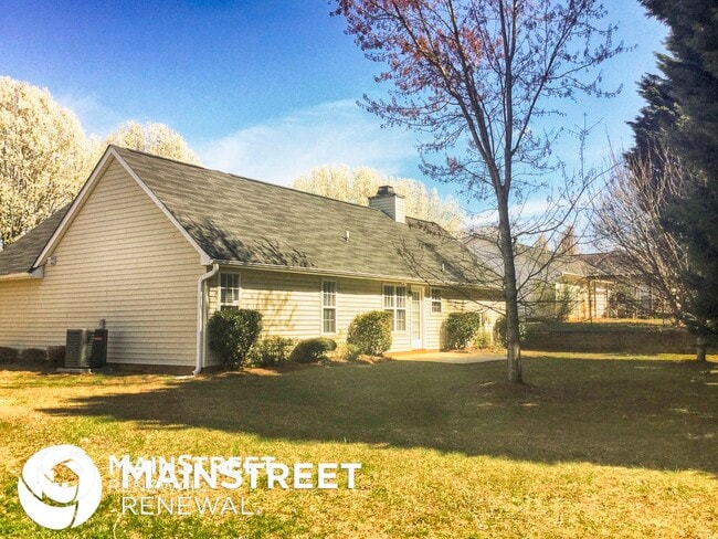 Building Photo - 5111 Windsbury Ridge Rd