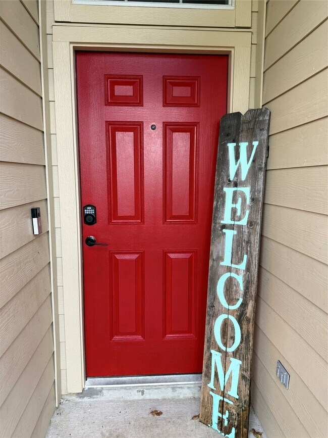 Building Photo - 958 Oak Glen Dr