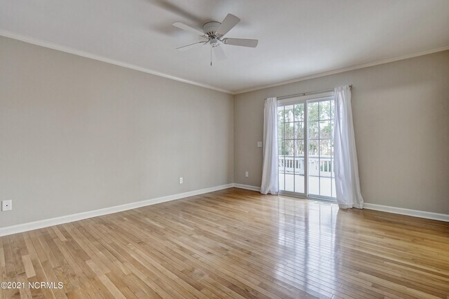Building Photo - 8333 Bald Eagle Ln