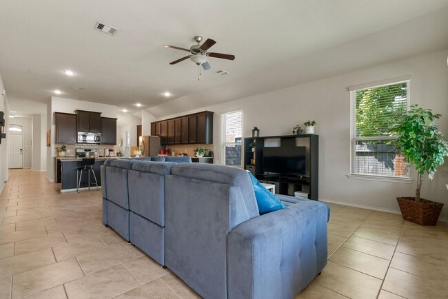 Building Photo - 14011 Wolftrap Ln