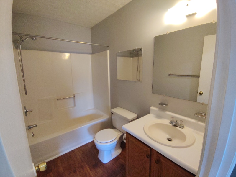 Building Photo - 15 Ferguson Dr