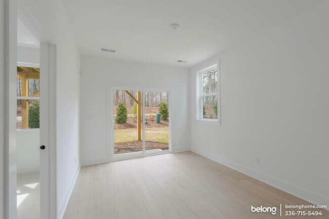 Building Photo - 2120 Opulent Oaks Ln