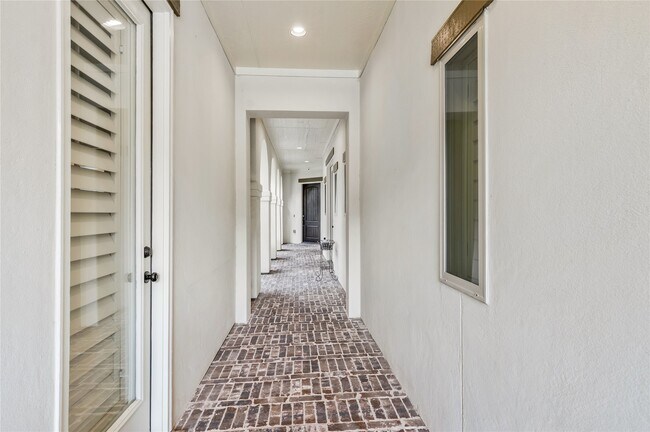 Building Photo - 3850 Sundance Hill Ln