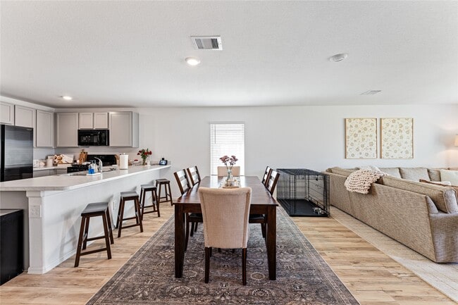 Building Photo - 24206 High Country Dr