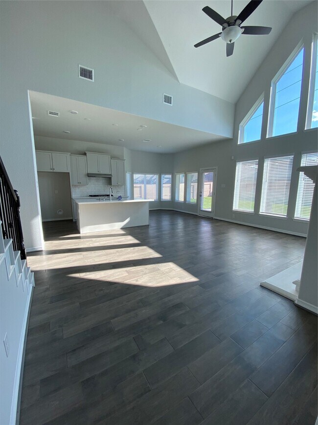 Building Photo - 3630 Windward Canyon Dr