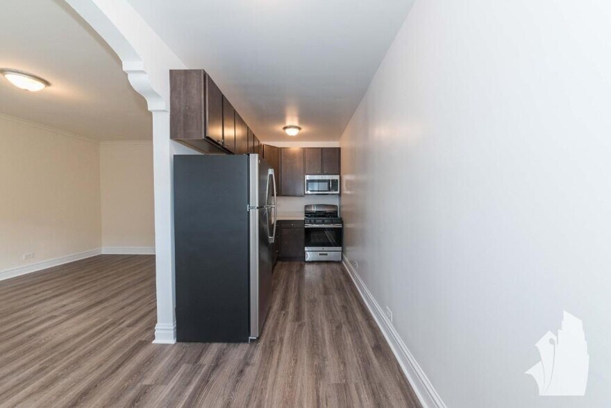 Building Photo - 2934 W Palmer St