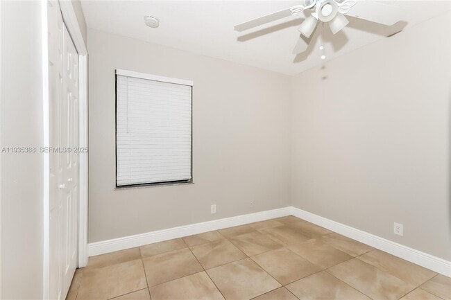 Building Photo - 17413 42nd Rd N