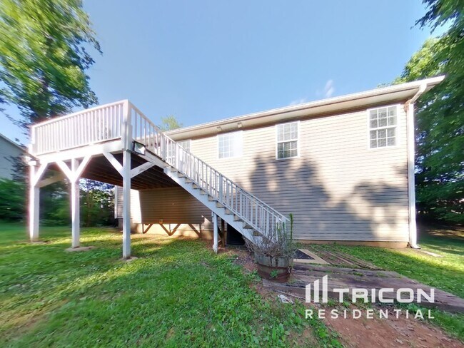 Building Photo - 185 Jackson Farms Dr
