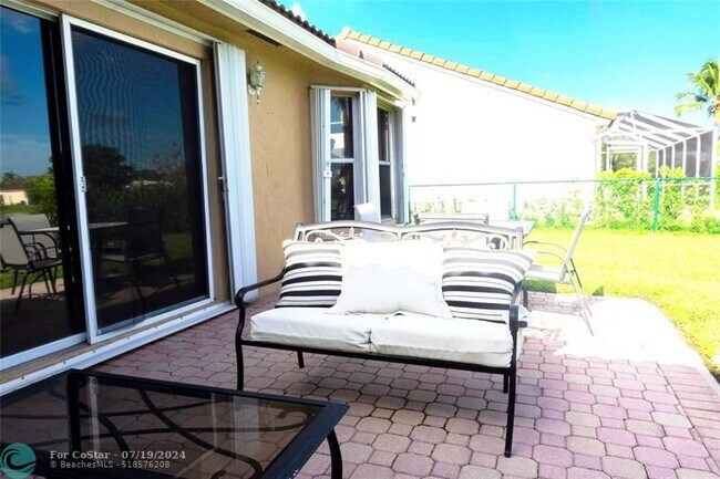 Building Photo - 491 NW 188th Terrace