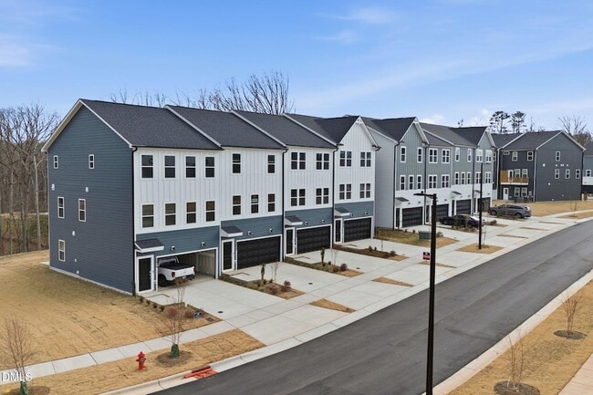 Building Photo - 3020 Everton Ave