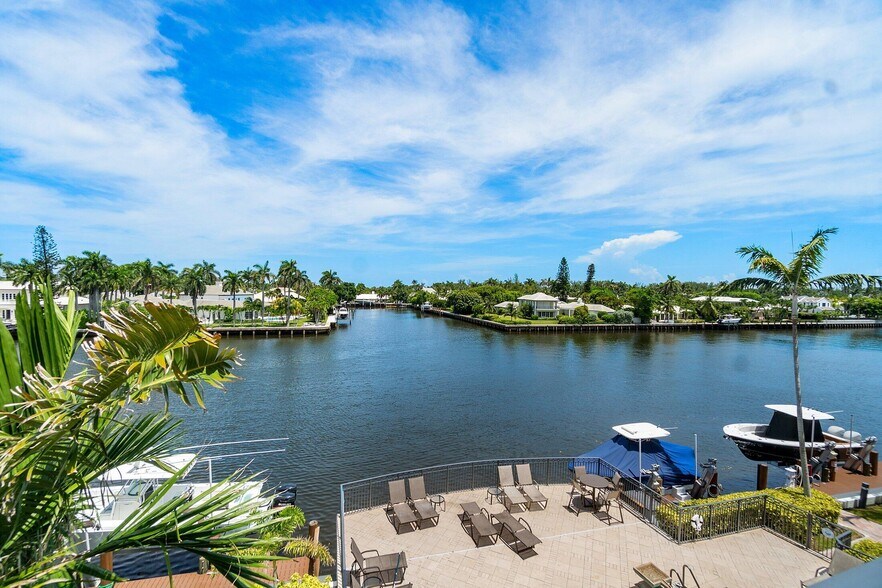 Building Photo - 3006 Waterside Cir