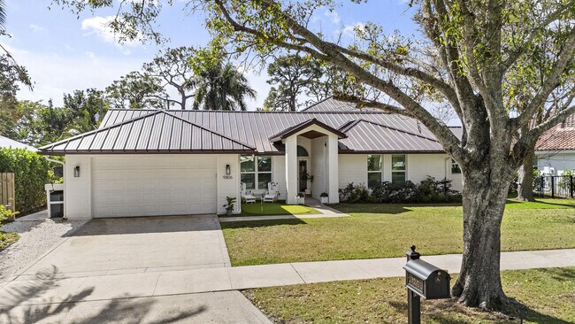 Building Photo - 9806 SE Landing Pl