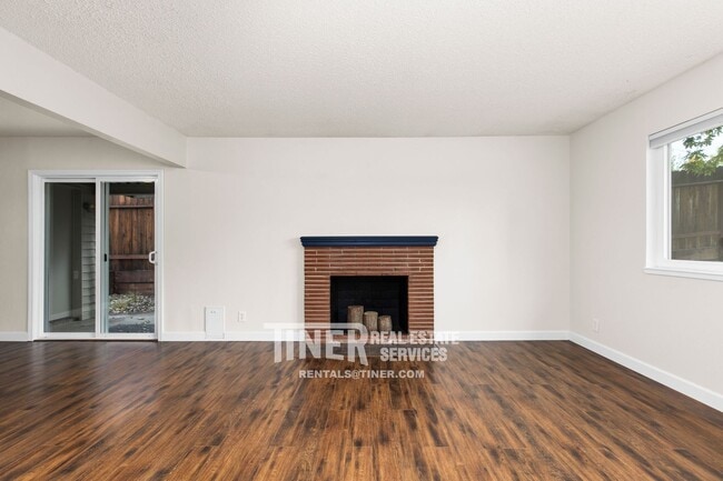 Building Photo - 3960 Annabelle Ave