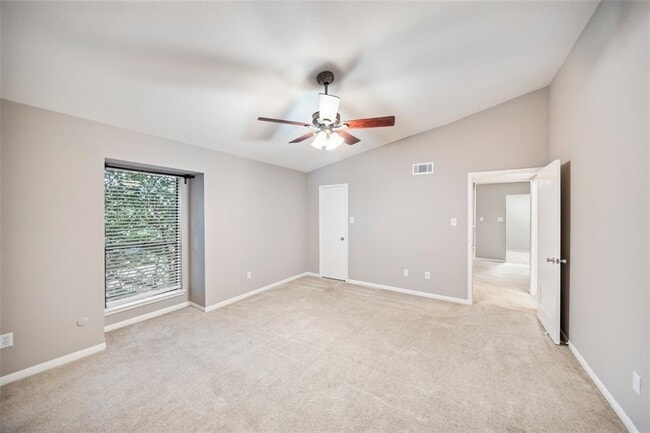 Building Photo - 5711 Sugar Hill Dr