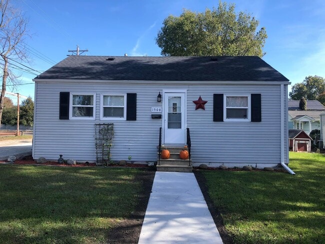 Primary Photo - 1508 Scott St