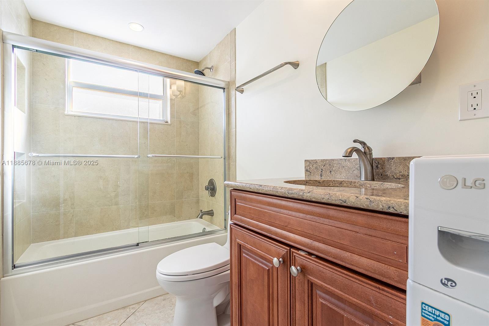 Building Photo - 121 Golden Isles Dr