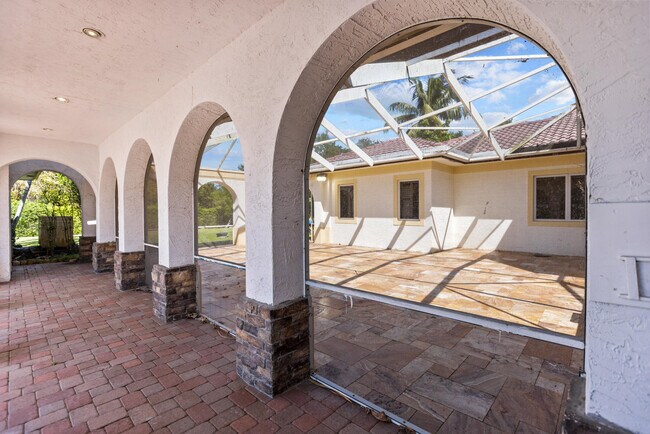 Building Photo - 10058 El Caballo Ct