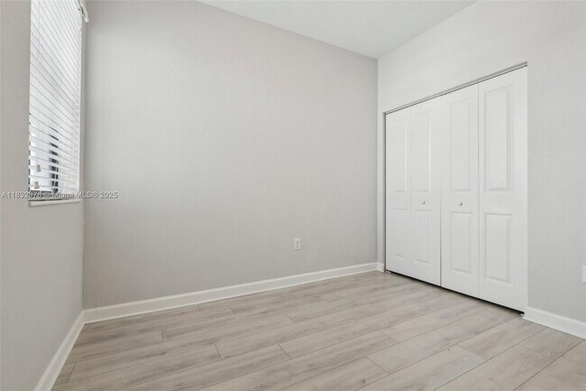 Building Photo - 28625 SW 132nd Ct