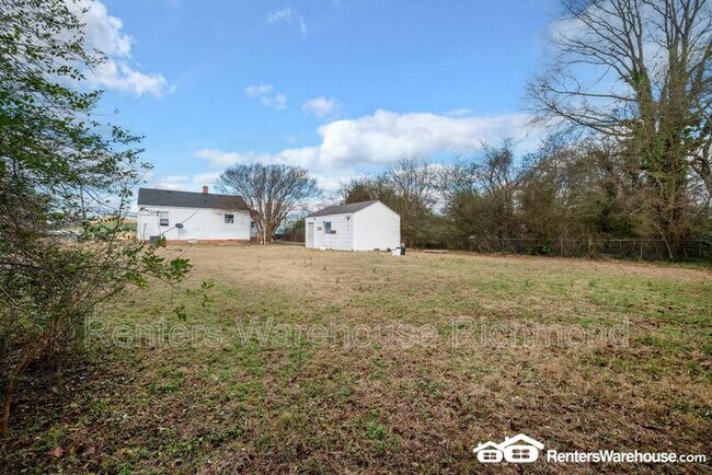 Building Photo - 2409 Hungary Rd