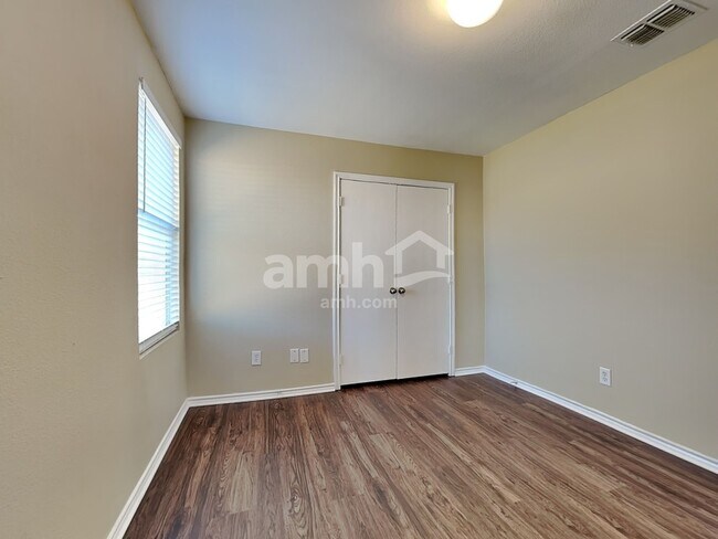 Building Photo - 101 Long Prairie Dr