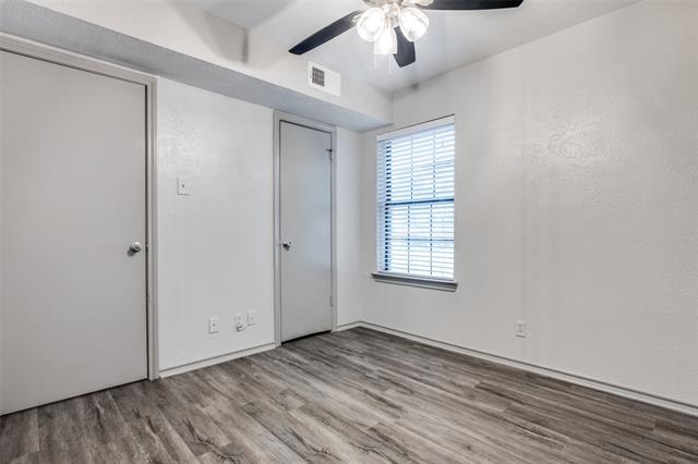 Building Photo - 1108 N Elm St