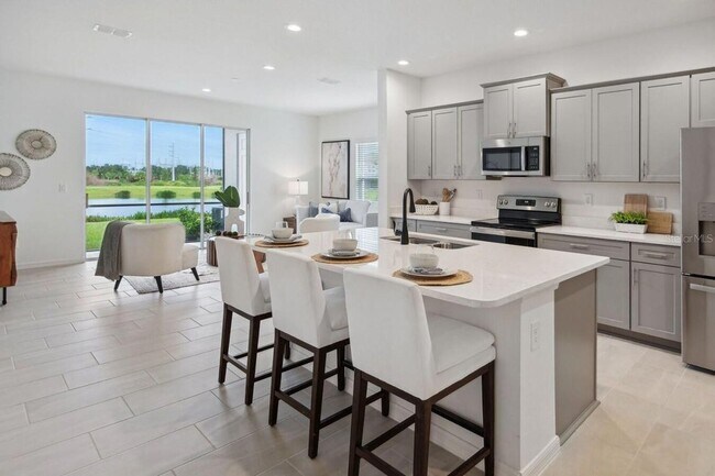 Building Photo - 3462 Caravelle St