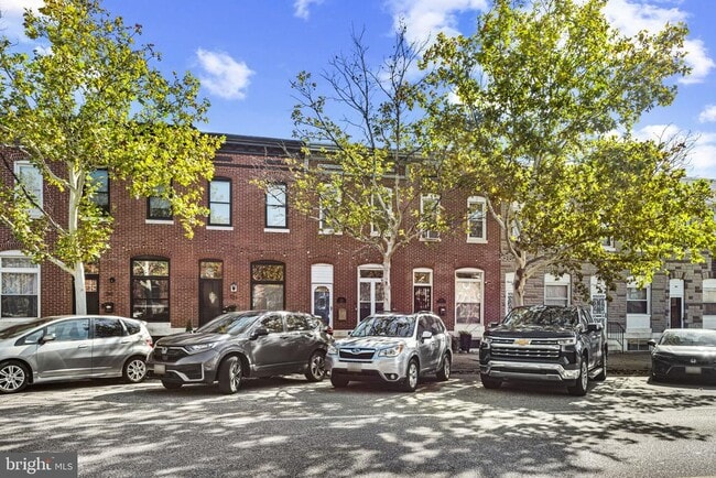 Building Photo - 733 S Conkling St