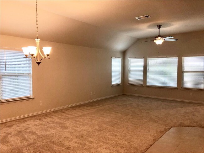 Building Photo - 509 Vista Gardens Dr