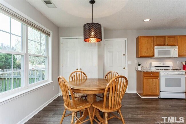 Building Photo - 109 Chilmark Ridge Dr