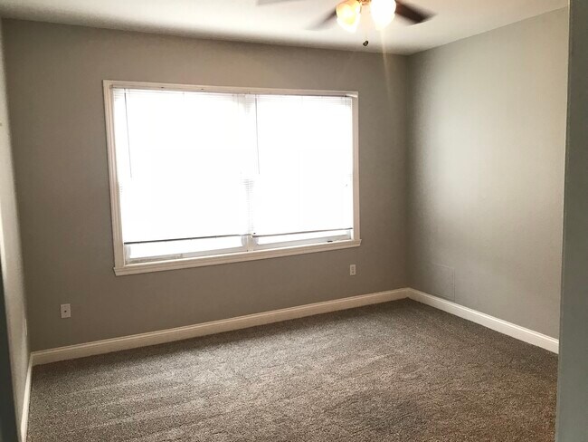 Building Photo - 3222 N Humboldt Blvd