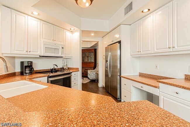 Building Photo - 300 Dunes Blvd