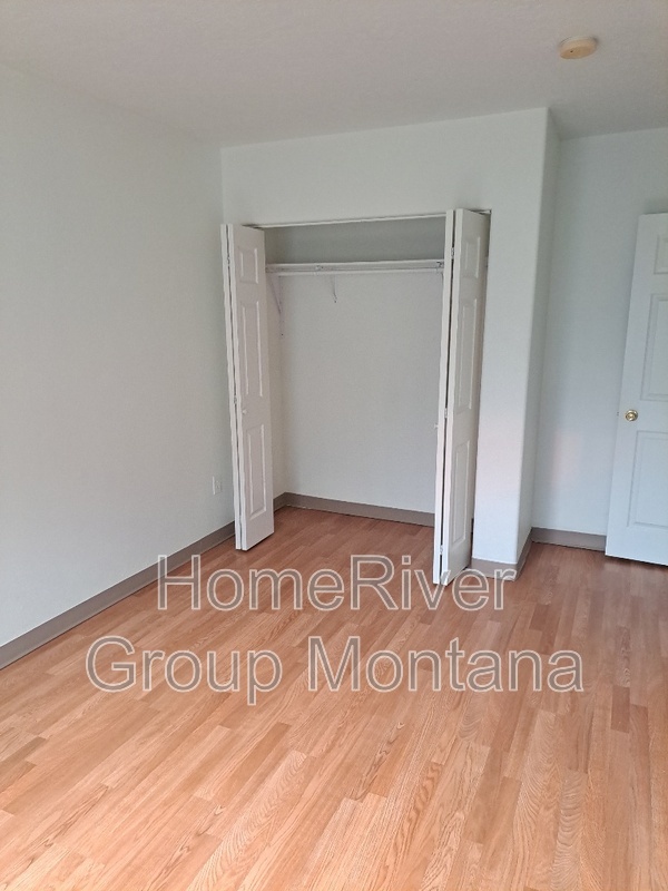 Primary Photo - 210 N Grant St