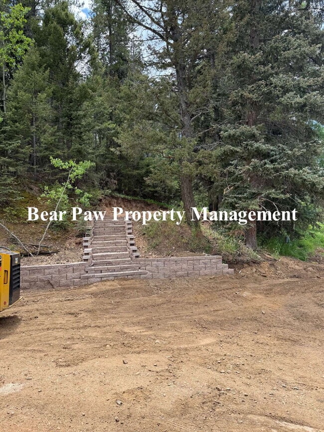 Building Photo - "Charming 2-Bed Hideaway in Conifer – Cozy...