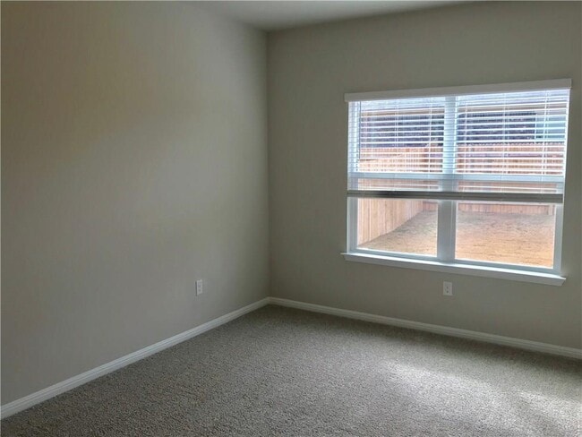 Building Photo - 1121 Fairhaven Gtwy