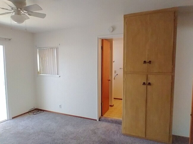 Building Photo - MOVE IN SPECIAL $500 OFF FIRST MONTHS RENT