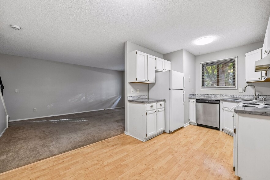 Building Photo - 13316 Zenith Ln